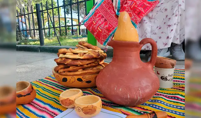 Pobladores del Bajo Piura preparan roscas y miel para ofrecer a niños. Fotos: Almendra Ruesta