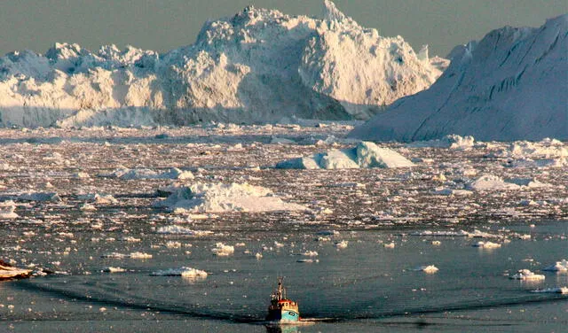 Una de las consecuencias del calentamiento global es el derretimiento de los glaciares. Foto: AFP