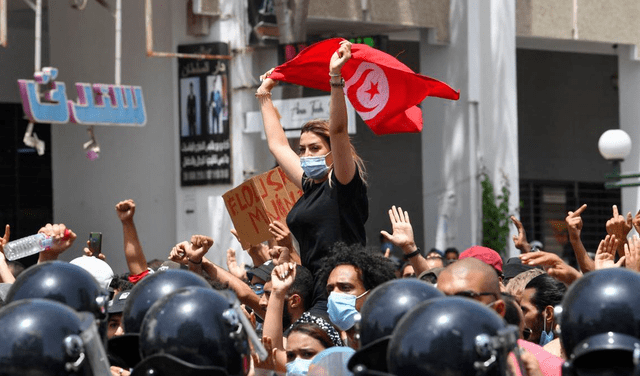 Túnez está sumido en una grave crisis económica en plena pandemia del coronavirus. Foto: AFP