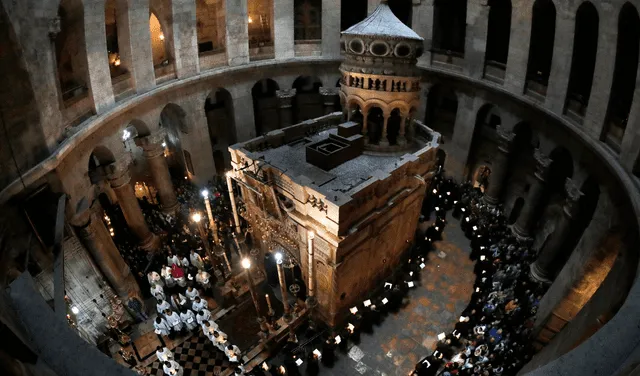 Parte exterior de "El edículo" donde se encuentra la presunta tumba de Jesús. Foto: AFP