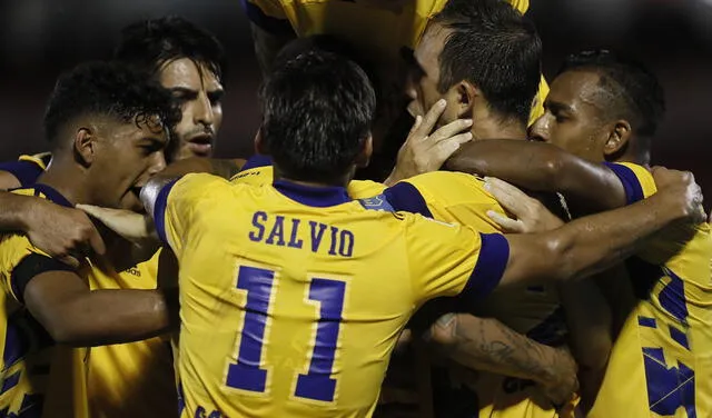 Tras el triunfo, Zambrano compartió en sus redes una fotografía de la celebración del gol de Izquierdoz. Foto: Boca Juniors