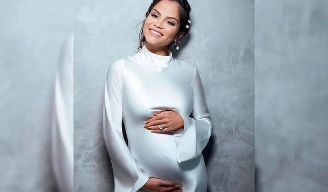 La cantante luce públicamente su avanzado estado de embarazo. Foto: Natti Natasha/Instagram