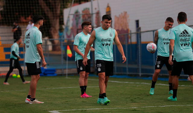 Entrenamiento de la selección argentina previo al partido contra Paraguay. Foto: Argentina/Twitter