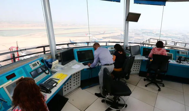 Llevar el Curso Básico de Control de Transito Aéreo es fundamental para ejercer como controlador aéreo. Foto: Andina