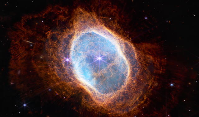 Una de las imágenes de la nebulosa de Carina, captada por el telescopio espacial James Webb. Foto: NASA