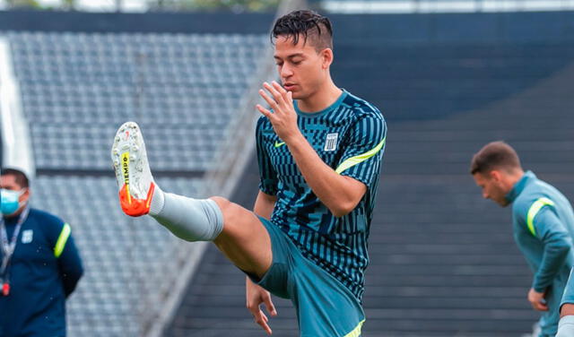 Cristian Benavente tendrá su primera experiencia en el fútbol peruano con los íntimos. Foto: prensa Alianza Lima