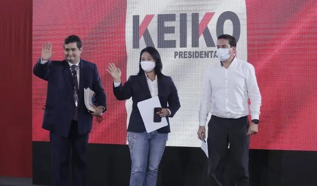 Keiko Fujimori se pronunció a pocas horas de que la ONPE anuncie sus resultados oficiales al 100%. Foto: John Reyes/La República