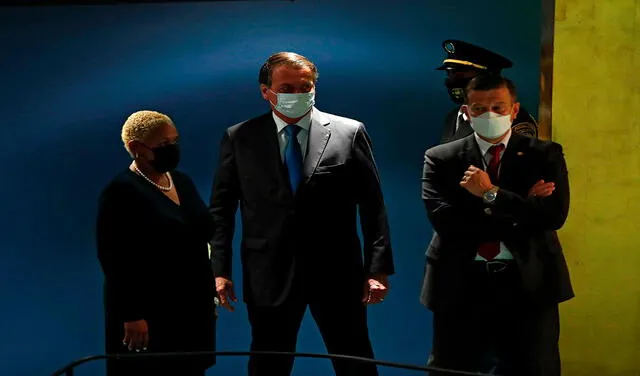 Bolsonaro llegó a la ONU con mascarilla. Foto: EFE