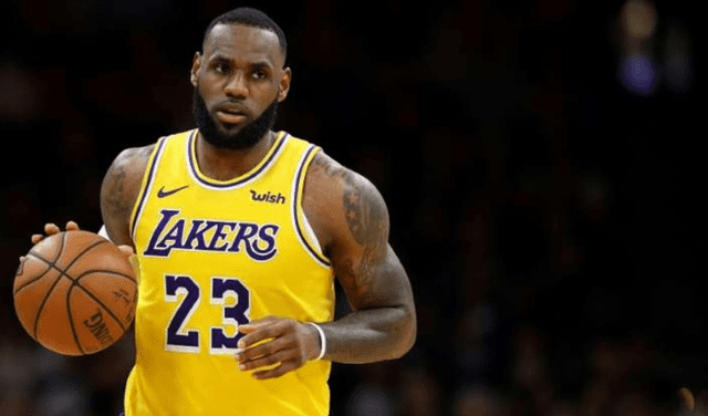 Lebron James es el segundo atleta con más dinero, según Forbes. Foto: AFP