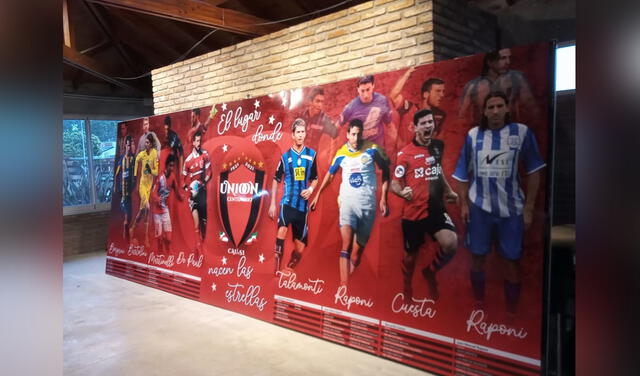 Mural. Los jugadores nacidos en Álvarez por siempre.