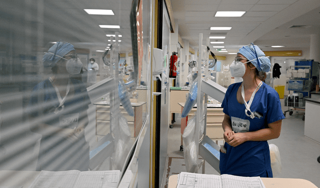 Las enfermeras en España pueden tener mejores ingresos en determinadas ciudades. Foto: AFP