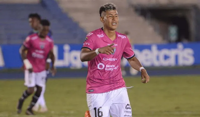 Alianza Lima: Darlin Leiton tiene 20 años y milita en el Independiente del Valle. Foto: @IDV_EC