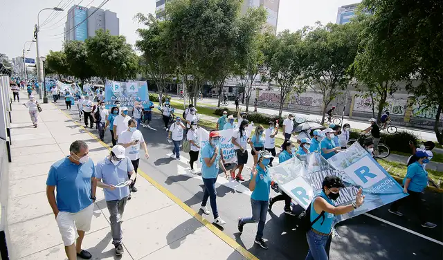 Partido limeño. Renovación Popular apenas tiene 62 listas provinciales; el mínimo es 98. Foto: John Reyes/La República