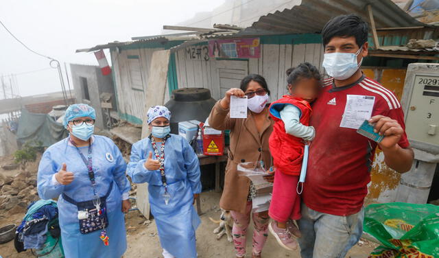 Brigadas de enfermeras y enfermeros recorren todo el Perú en busca de no vacunados. Foto: Minsa