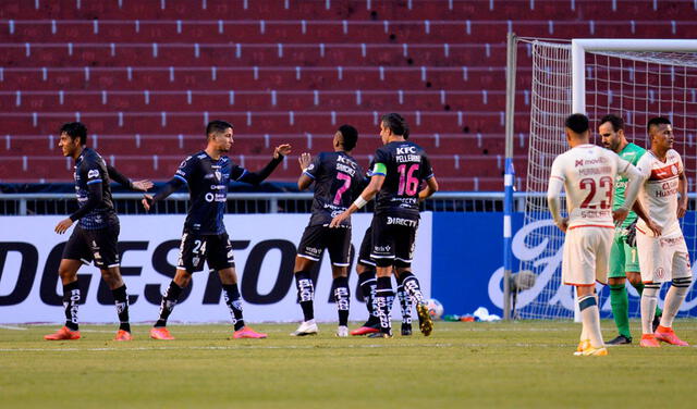 En la fecha anterior de la Copa Libertadores, la U cayó goleado 4-0 ante Independiente del Valle. Foto: AFP