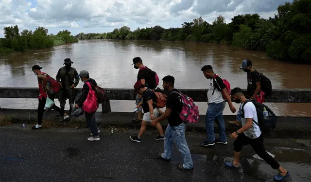 La reciente ola migratoria ha llevado a miles de personas a malvivir en varios puntos de la frontera norte y sur. Foto: AFP