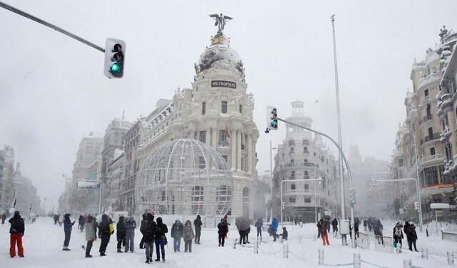 “La situación es grave”: Madrid pide ayuda al Ejército por nevada histórica