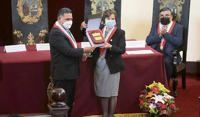 Congresista. Jeri Ramón junto a su aliado Esdras Medina. Foto: difusión