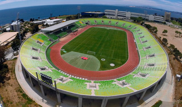 Estadio Elías Figueroa de Valparaíso, sede del partido Santiago Wanderers vs. Colo Colo por la fecha 13. Foto: AFP