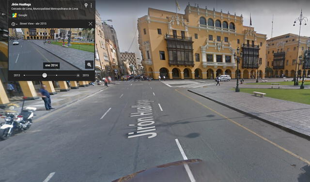 Google Street View también cuenta con una función similar. Foto: captura de Google Maps