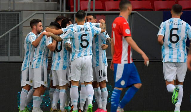 Argentina derrotó por la mínima a Paraguay por Copa América gracias al gol del 'Papu' Gómez