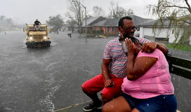 La mayoría de los habitantes atendieron las advertencias de peligro de las autoridades para abandonar la zona. Foto: AFP