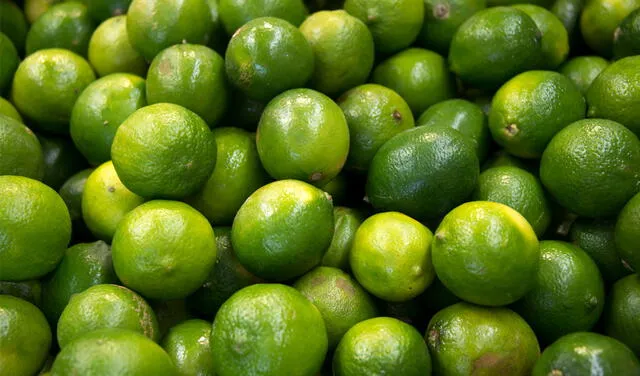 Los limones son muy eficaces para eliminar los malos olores. Foto: AFP