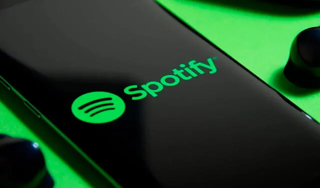Spotify presenta una actualización que incluye opción para hacer karaoke y califica la voz