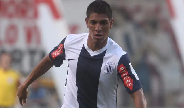 Paolo Hurtado vistió la camiseta de Alianza Lima hasta la temporada 2012.