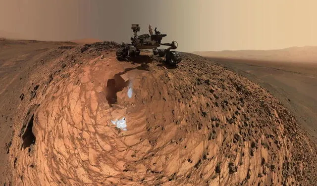 Autoretrato del Curiosity junto a la roca perforada en julio de 2015. Foto: NASA