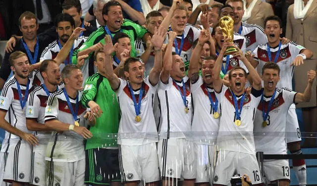 Philipp Lahm ganó el Mundial Brasil 2014 como capitán de Alemania. Foto: AFP
