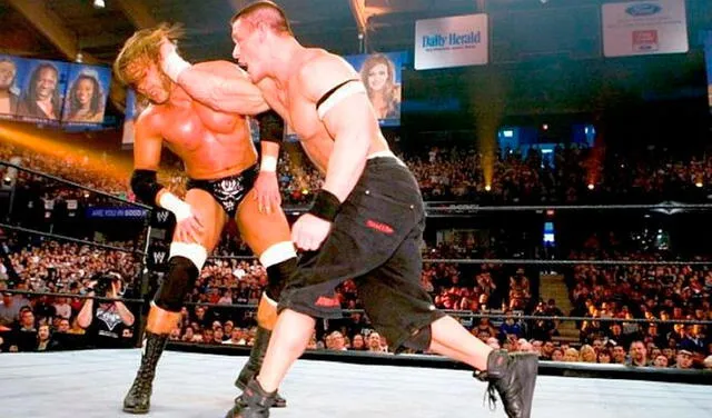 John Cena enfrentó a Triple H en la estelar de WrestleMania 22. Foto: WWE