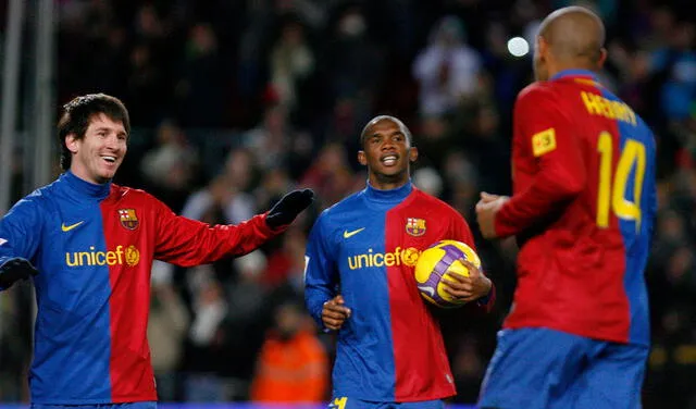 El trío Eto'o-Messi-Henry metió 100 goles en la temporada 2008/09. Foto: AFP