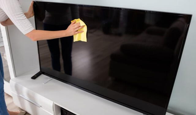 ¿Cómo limpiar de manera correcta la pantalla de mi smart TV?