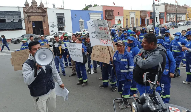 Huelga indefinida del Segat en Trujillo