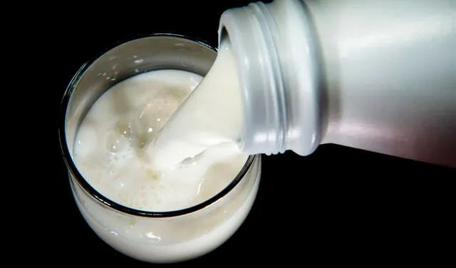 La leche posee la capacidad de reducir el efecto del picante. Foto: AFP