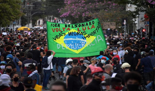 En Brasil hasta pidieron el regreso del expresidente Lula da Silva. Foto: AFP