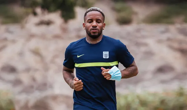 Jefferson Farfán volvió a Alianza Lima en el 2021. Foto: Alianza Lima.