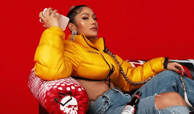 Farina reconoce que la industria musical es complicada pero anima a sus seguidores a perseguir sus sueños. Farina reconoce que la industria musical es complicada pero anima a sus seguidores a perseguir sus sueños.