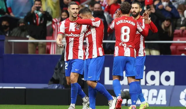 Atlético Madrid viene ganando 1-0 gracias al gol de Carrasco. Foto: EFE/Rodrigo Jiménez
