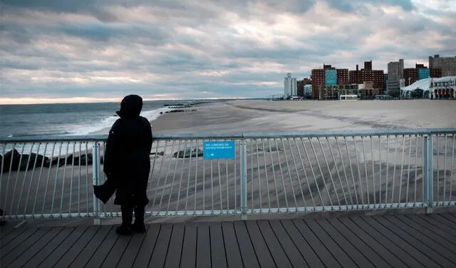 Aunque has buscado aislarte, este 2022 volverás a sentirte querido/a. Foto: AFP