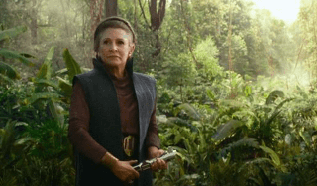 Leia portando un sable de luz en el nuevo episodio de Star Wars