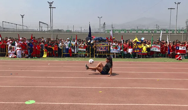 Mishell Loli: de practicar freestyle fútbol en los semáforos a representar al Perú en el torneo más importante