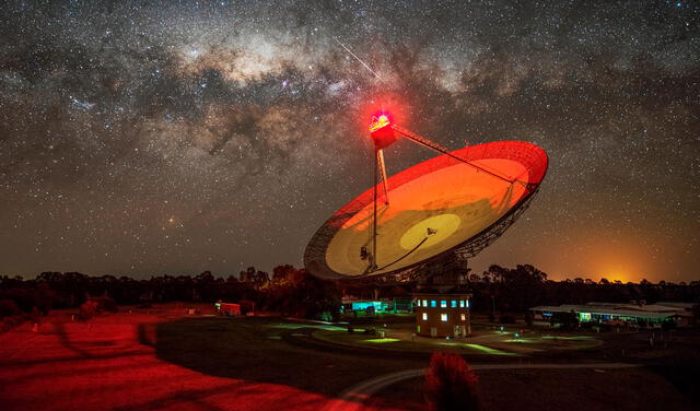 Radiotelescopio Parkes, ubicado en Australia. Foto: CSIRO