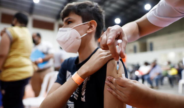 Vacunas para menores de edad en Estados Unidos. Foto: Nathalia Aguilar / EFE