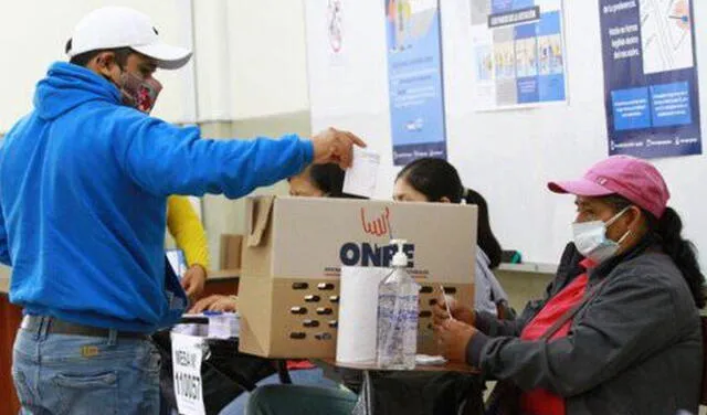 Carlos Burgos señaló que la población debe emitir un voto responsable. Foto: La República.