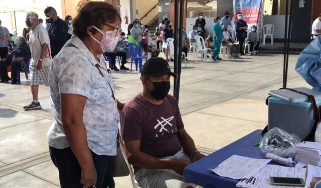 Héctor Chumpitaz y su esposa se contagiaron del nuevo coronavirus el año pasado