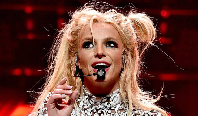 Britney Spears lanzó la canción “Swimming in the stars” por sus 39 años
