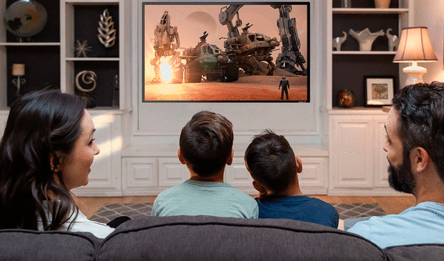 Las plataformas de streaming y el cable ofrecen opciones para disfrutar en familia. Foto: Roku