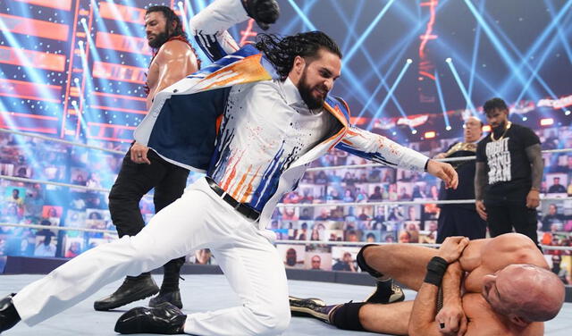 Cesaro fue masacrado por Seth Rollins luego de su caída con Roman Reigns. Foto: WWE